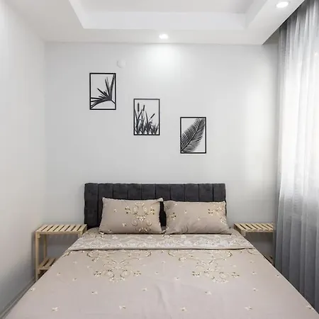 7-Sehir Merkezinde 4 Yatak Odali Dubleks Daire Antalya Exterior photo