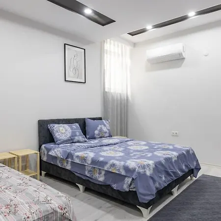 7-Sehir Merkezinde 4 Yatak Odali Dubleks Daire Antalya Exterior photo